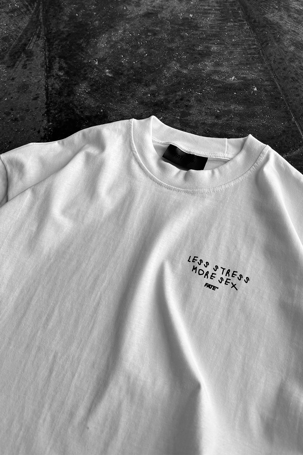 Less Stress Tee Beige