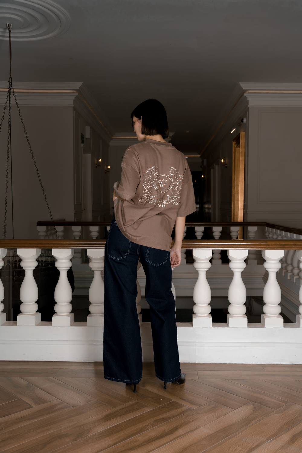 Crown Tee Taupe