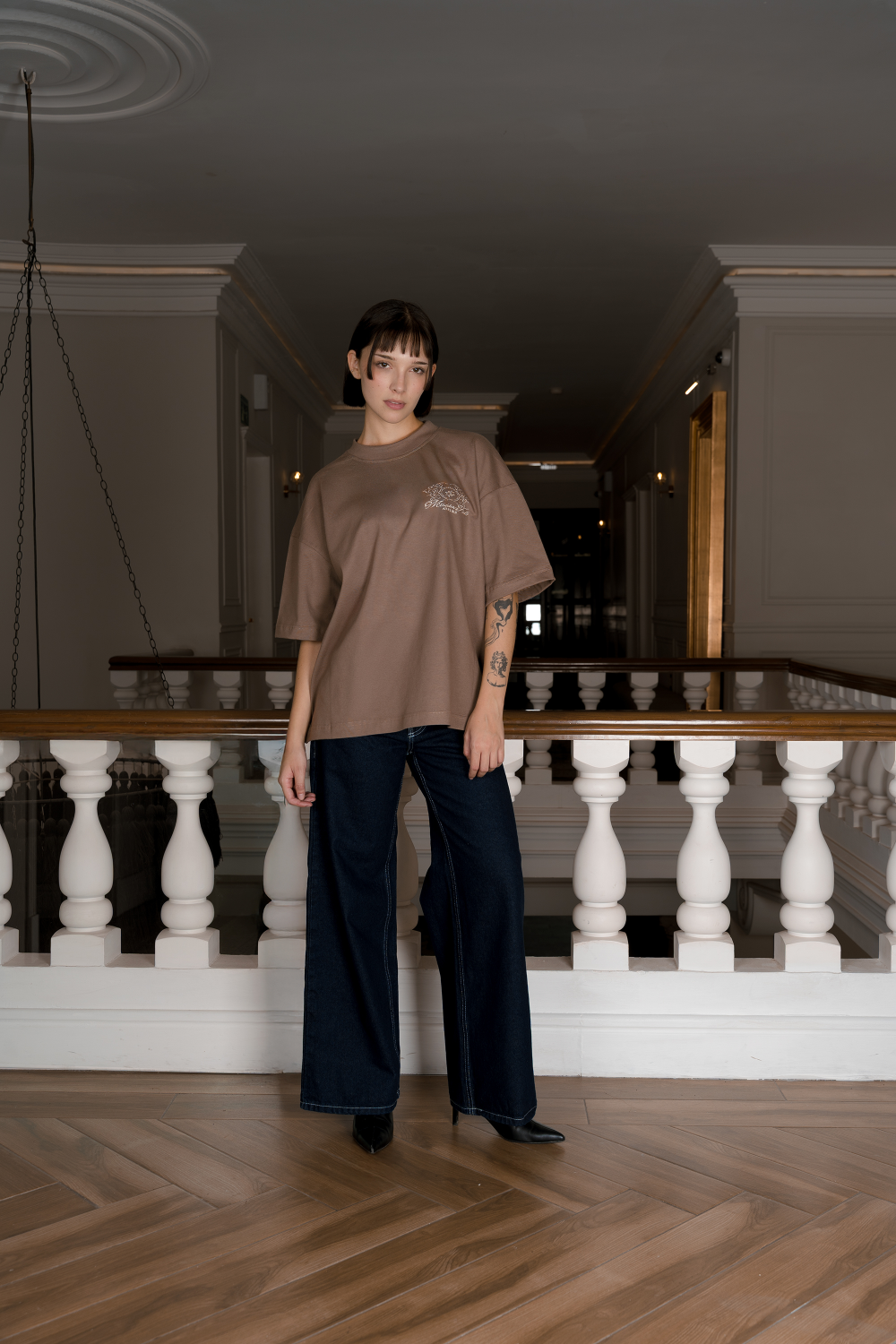 Crown Tee Taupe
