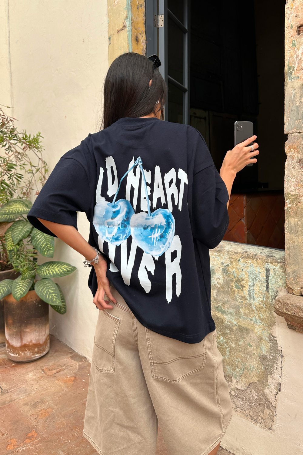 Cold Hearts Tee Blue Navy